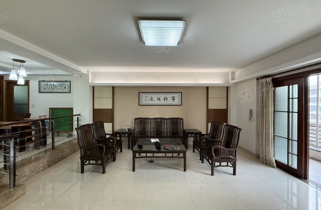 华彩美居3室2厅152.42㎡68.6万二手房图片