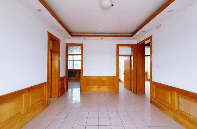 东昌北顺三中 院内停车方便 免大税带储 随时看房