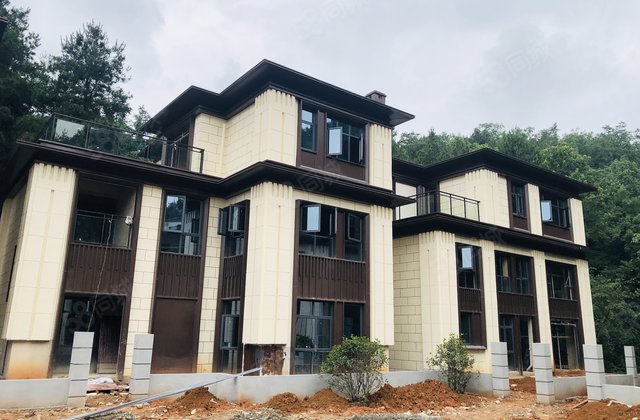 贵阳房产信息 贵阳二手房 南明二手房  油榨街二手房  这别墅挑客户