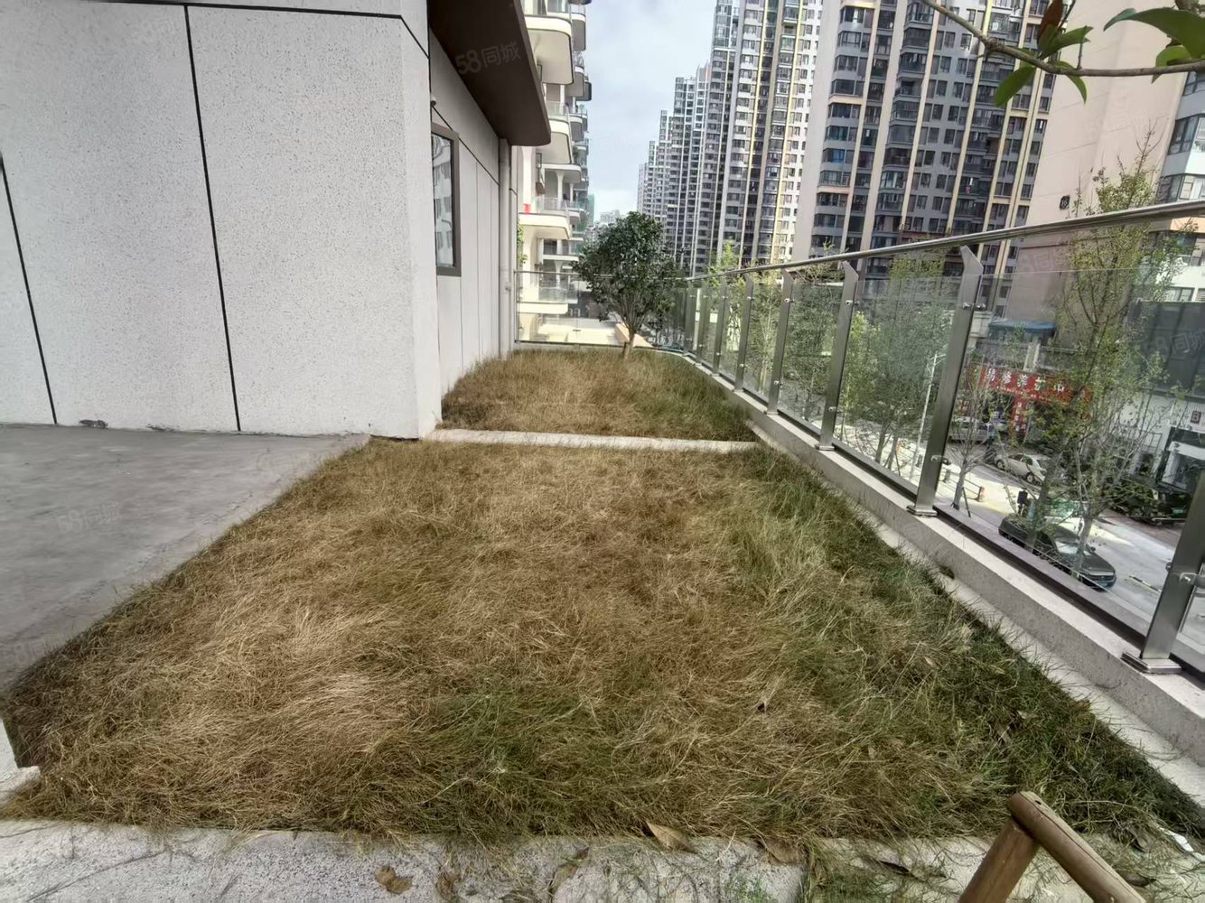 国瑞麓林府4室2厅3卫143㎡南北139.9万