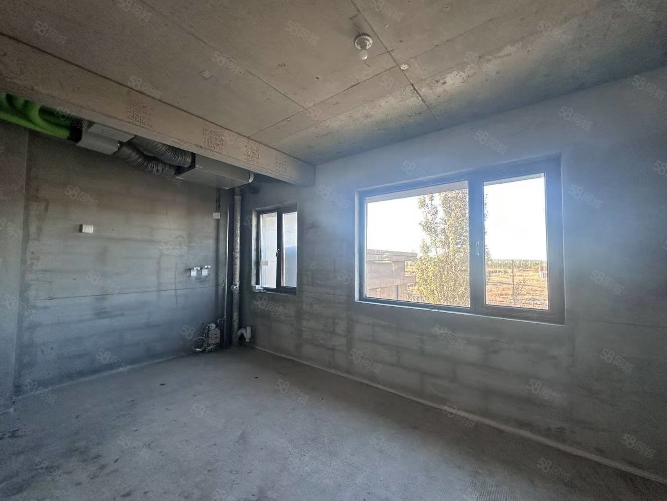 华韵锦园3室2厅2卫152㎡南北90.89万