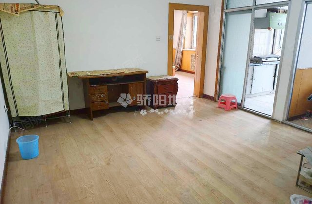 和兴头道街小区(和兴头道街38号-72号(双号),振兴街24号)2室1厅60㎡75万二手房图片