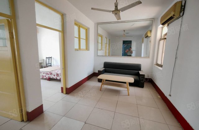 房东急售！抢36.6万一套湖边房！吸氧楼层户型全明~可按揭