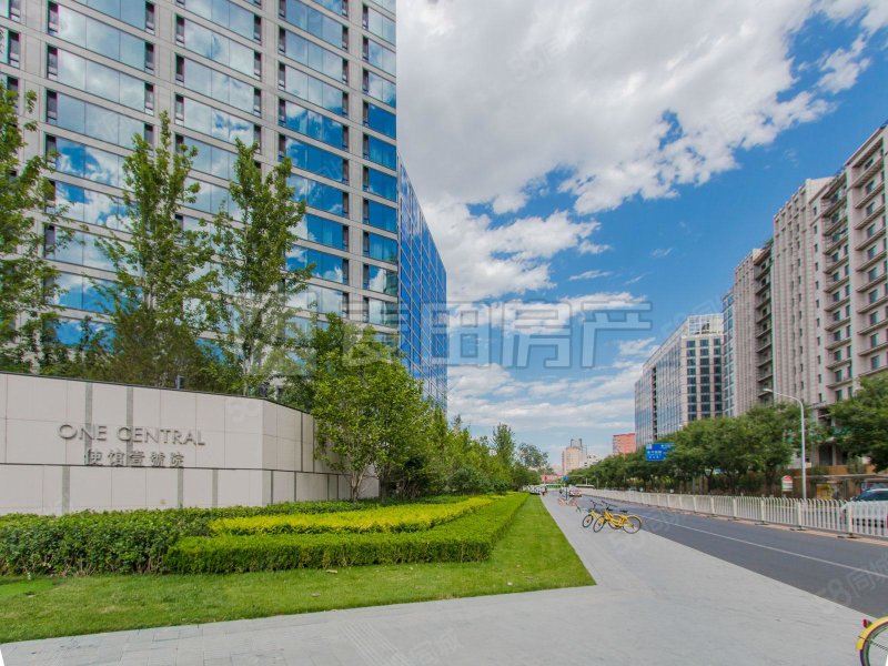 使館壹號(hào)院3室2廳3衛(wèi)237㎡南北3500萬