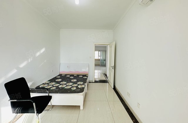 开发区东昌清水湾  国岳府 小高层东边户 带车储 星光和园