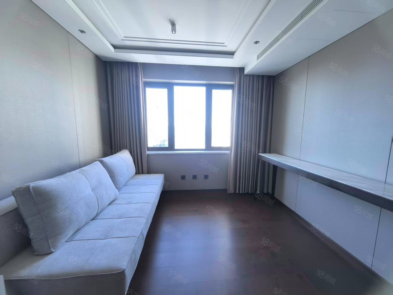 尊悅光華3室2廳2衛(wèi)170㎡南北1498萬