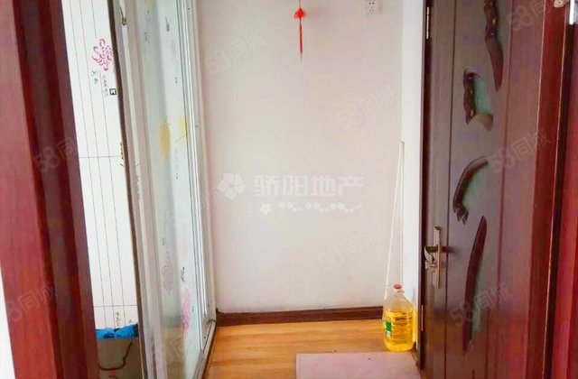 新江桥小区1室1厅33.05㎡12.8万二手房图片