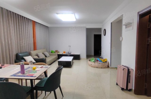 民生凤凰城2号院 商品房 双卫生间 ，带着车位，储偿室