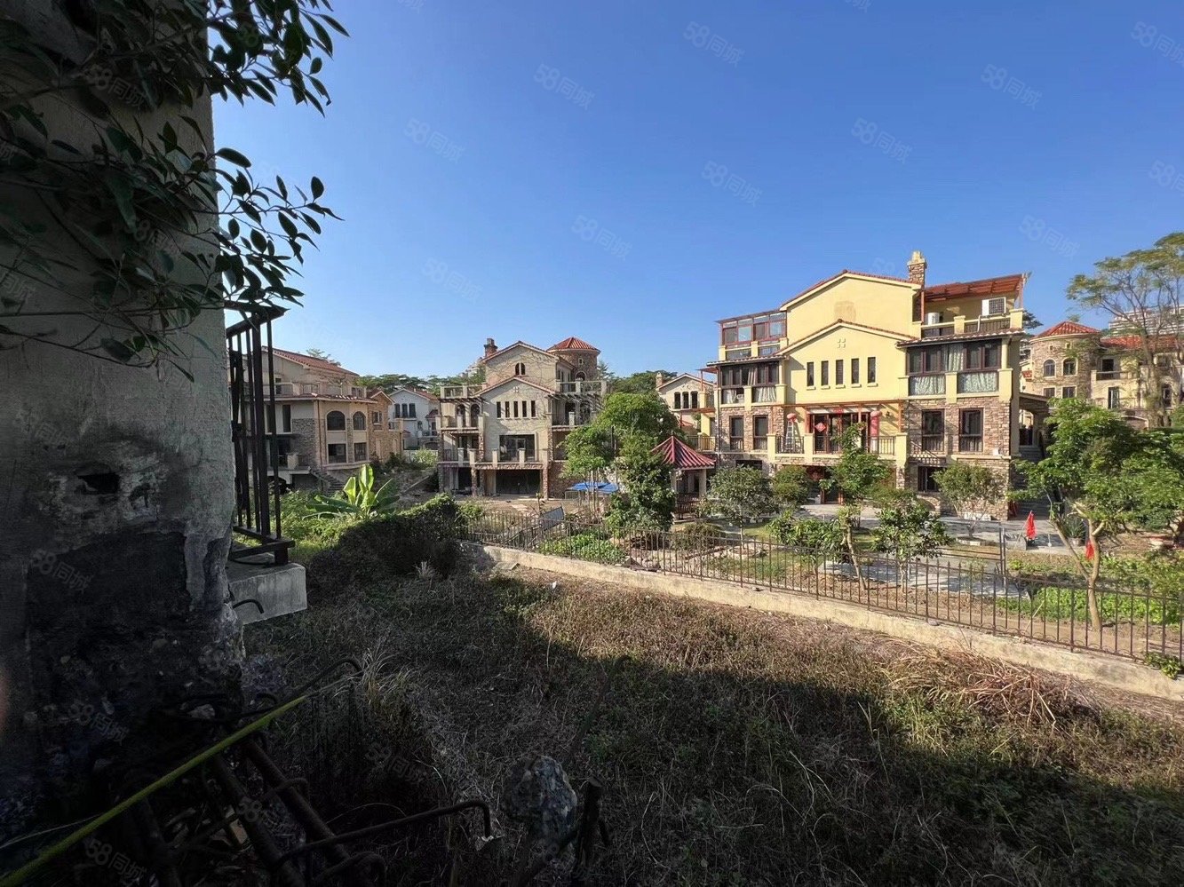 嘉和城蒙特利岛(别墅)6室3厅5卫600㎡南北780万