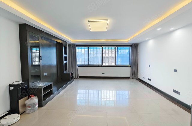 鸿园小区4室2厅154.2㎡130万二手房图片