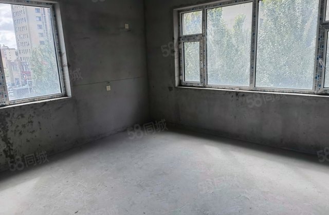 大禹华邦商住楼2室1厅70㎡29万二手房图片