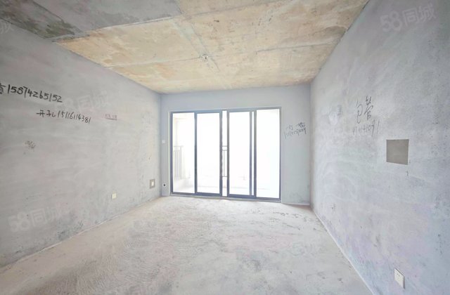 中建亮月湖澜苑4室2厅131㎡75万二手房图片
