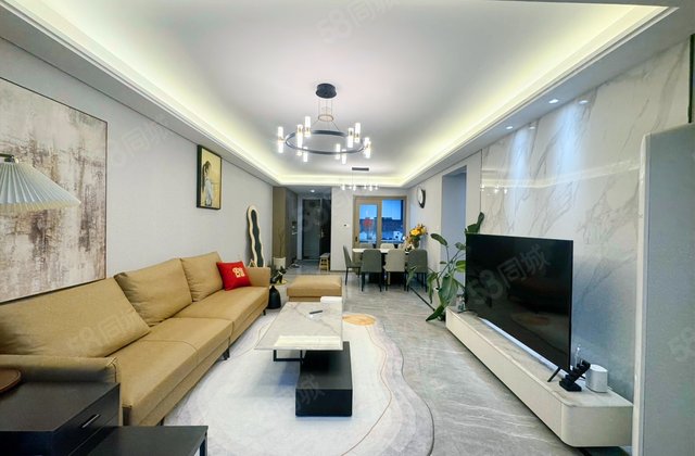 远洋万和四季3室2厅125.5㎡140万二手房图片