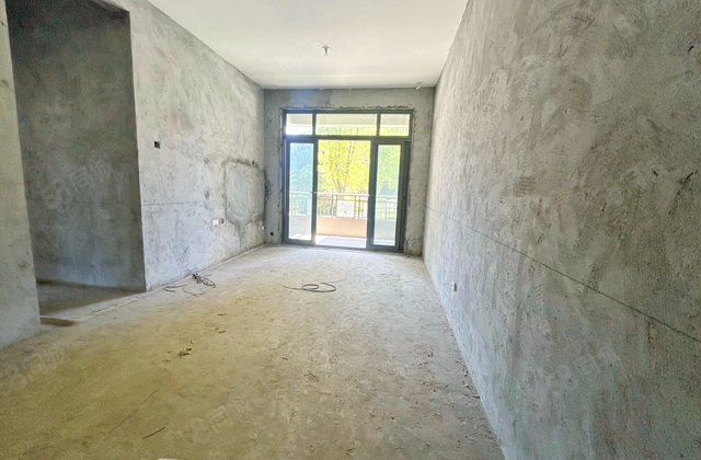 恒大翡翠龙庭3室2厅104.72㎡48.8万二手房图片