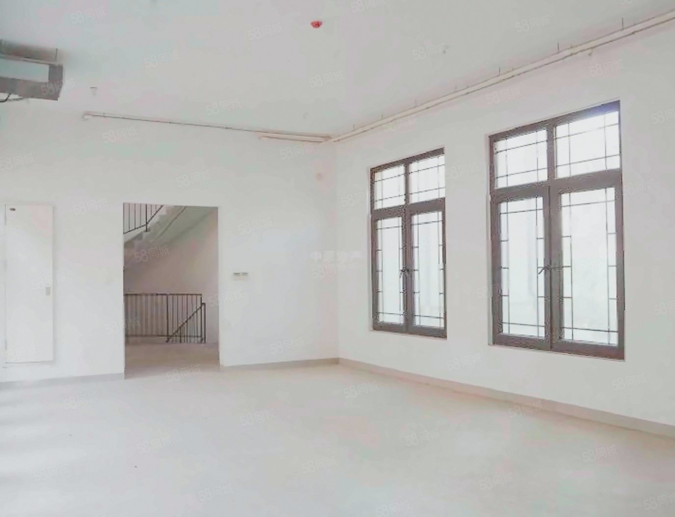 龍湖頤和原著6室3廳5衛(wèi)1096㎡南北18000萬