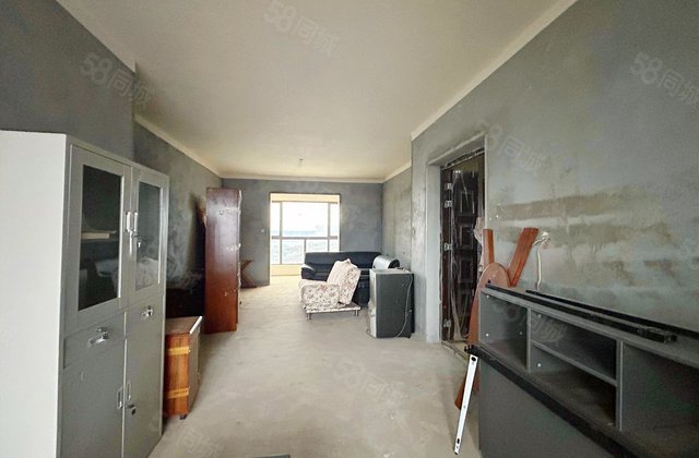 恒锦花苑(3区)4室2厅142.15㎡150万二手房图片