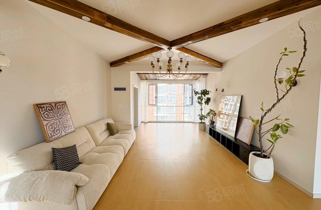 望麓锦园4室2厅185.15㎡125万二手房图片