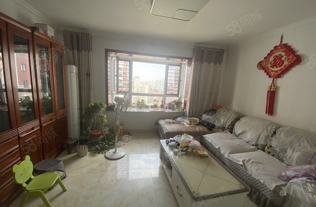 中华御苑 带车位储藏室 证过2年 边户 3室2厅