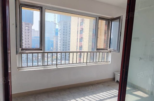 东昌壹号院旁 新房未住走一手 小高层公摊小 南北通透