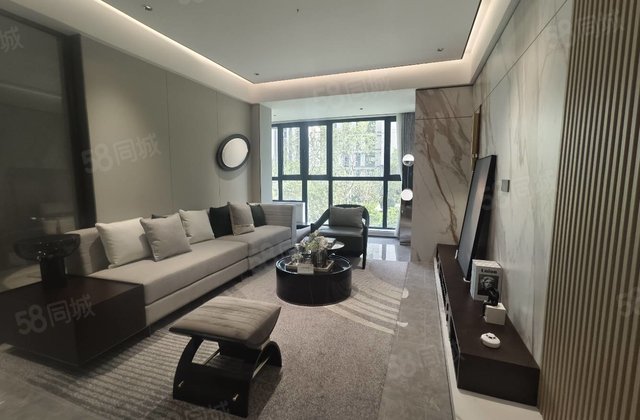 房东急售 走一手 无大税 诚心出 精装修 有车位的 保证真实