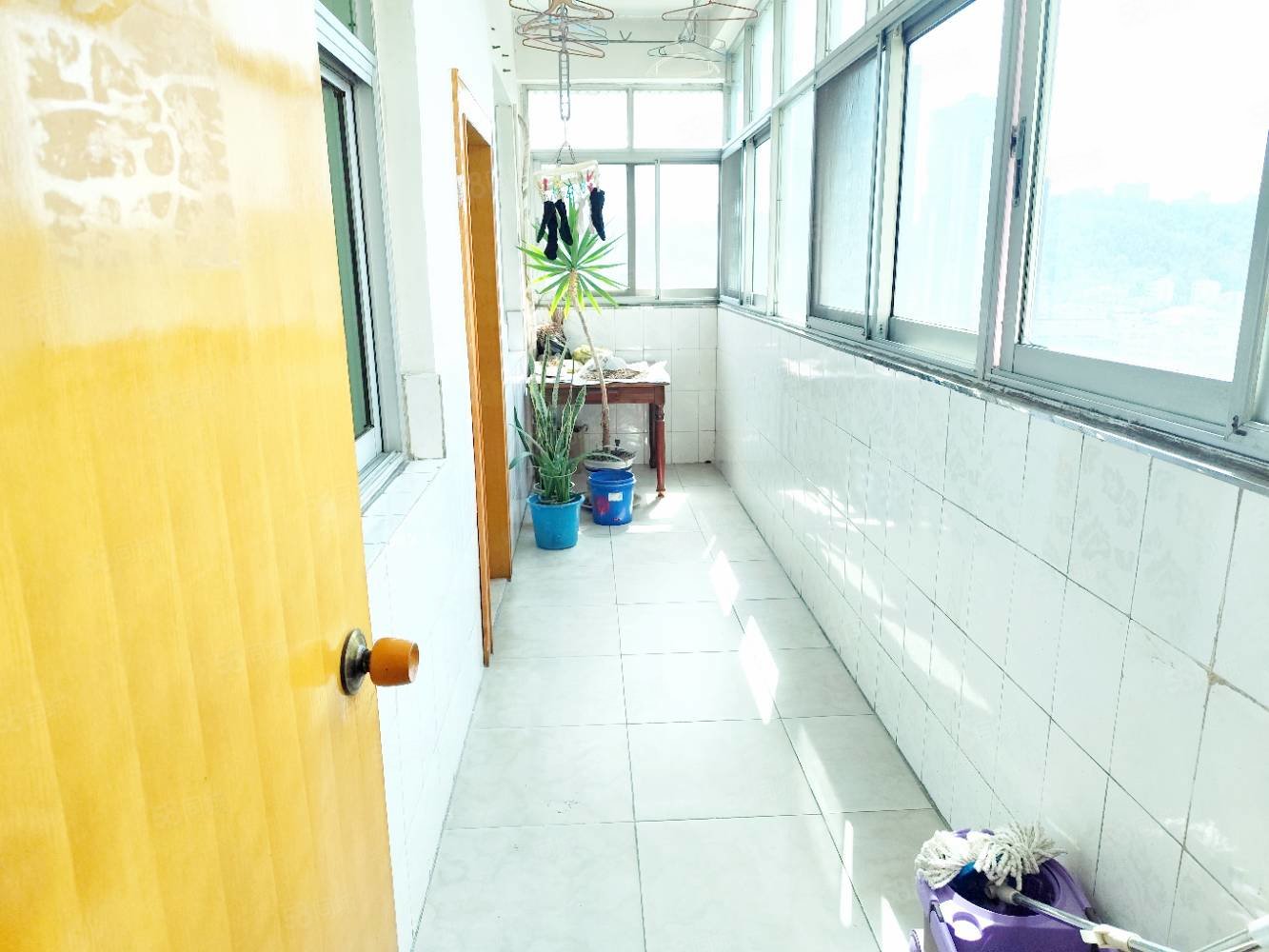 农业发展银行家属楼3室2厅1卫166.98㎡南北66万