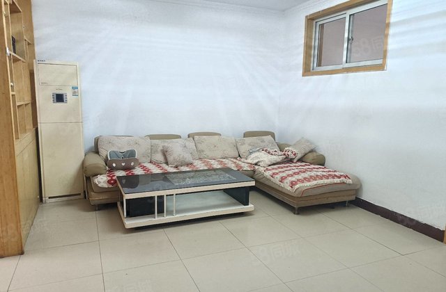 星光水晶城  一楼带大院子  可种菜养花  免大税随时看房