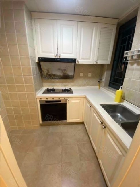 精茂滨海花园3室2厅1卫40㎡南北108万