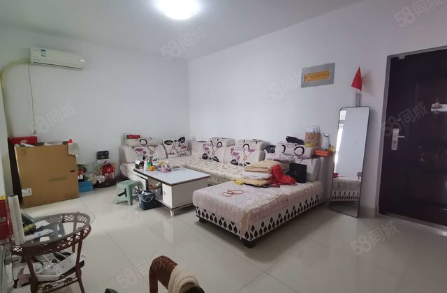 59.9 ,金柱绿城带车位带储，可隔三室 东昌湖边