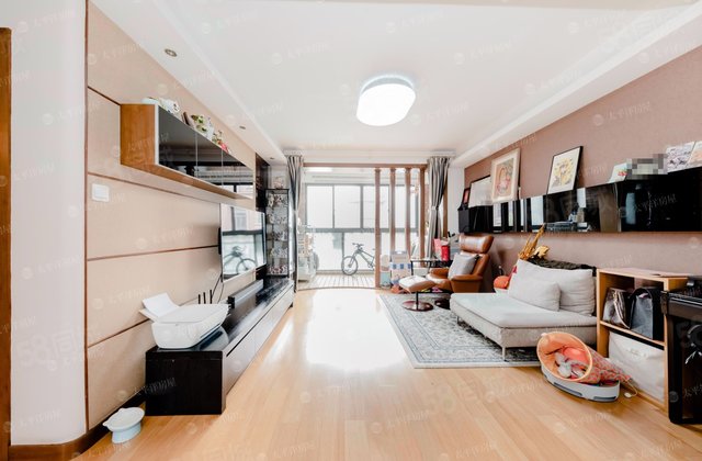 吉利名苑2室2厅76.86㎡410万二手房图片