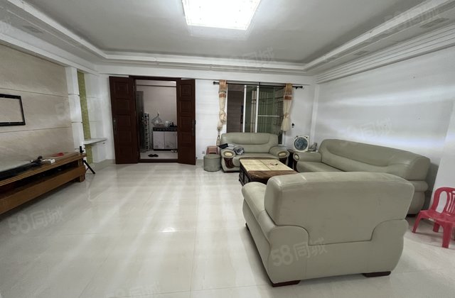 新城豪庭3室2厅148㎡88万二手房图片