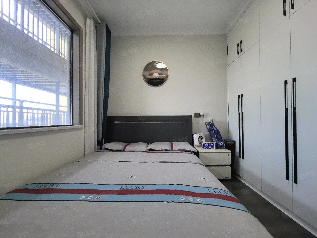 招商兰溪谷3室2厅1卫98㎡南北88万