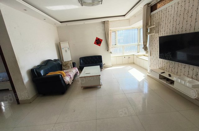 送车位储，边户，，全天采光， 前排，阿尔卡迪亚四期