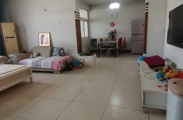 颐馨园一期阳光实验好房急售～送阳面车库位置优越～看房有钥匙哈