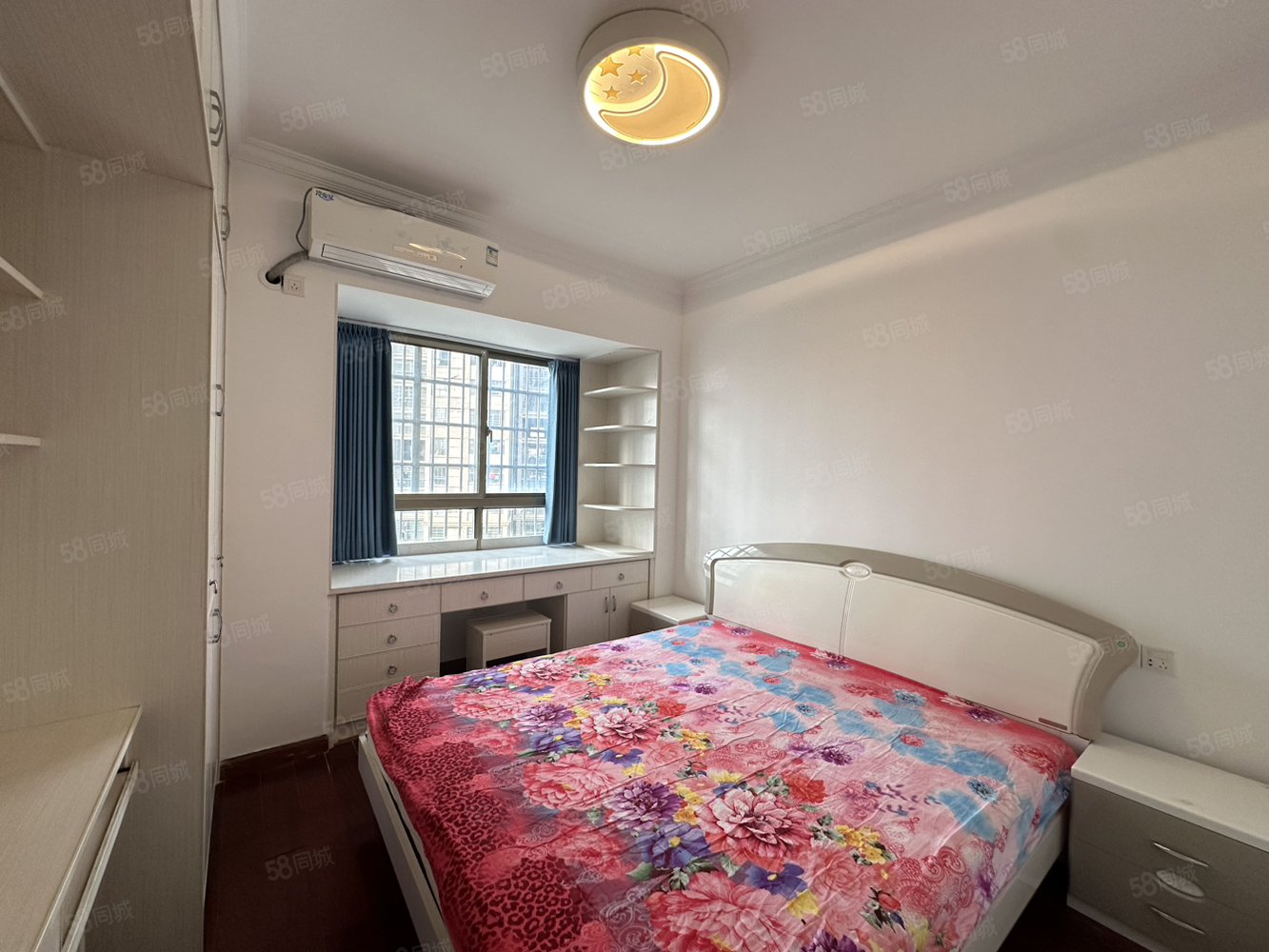 华鼎中央城3室2厅2卫125㎡南北81万