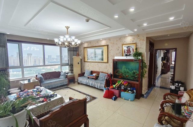 昌润莲城观景房精装修双车位4室两卫免大税