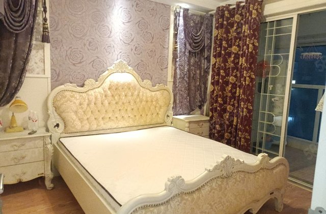 急售 阿尔卡迪亚  精装修三室两厅 送储藏室车位  婚房必看