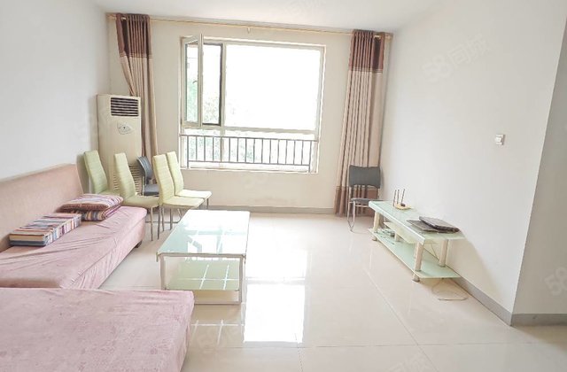 急售房振兴路小學，聊城七中对过水晶丽城，三室两厅，欧景丽都