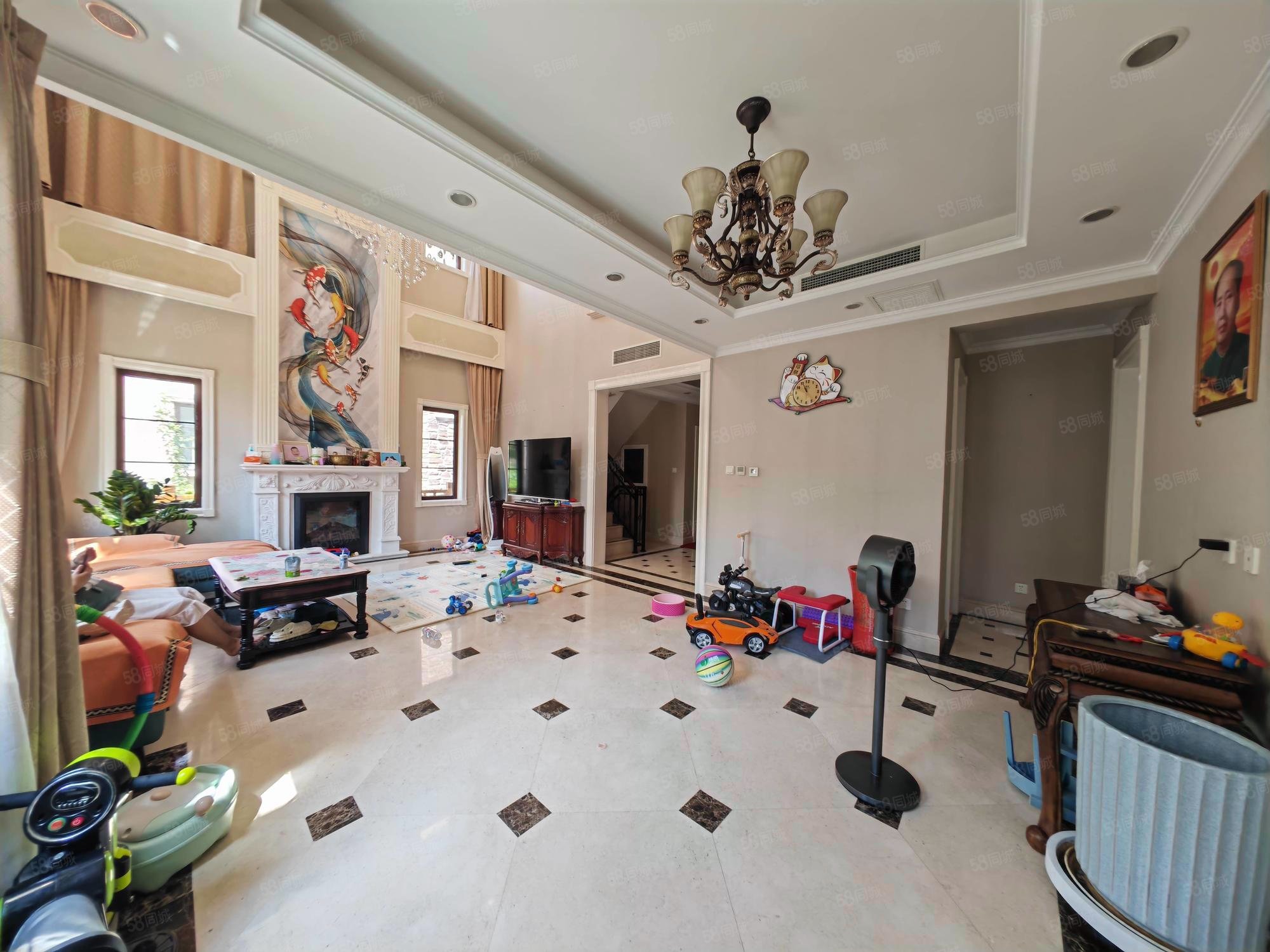 天恒別墅山6室3廳5衛(wèi)198㎡南北950萬(wàn)