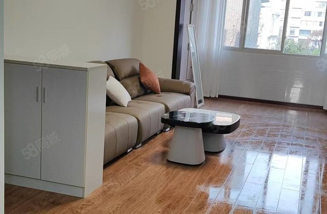 金象国际3室2厅100㎡31.8万二手房图片