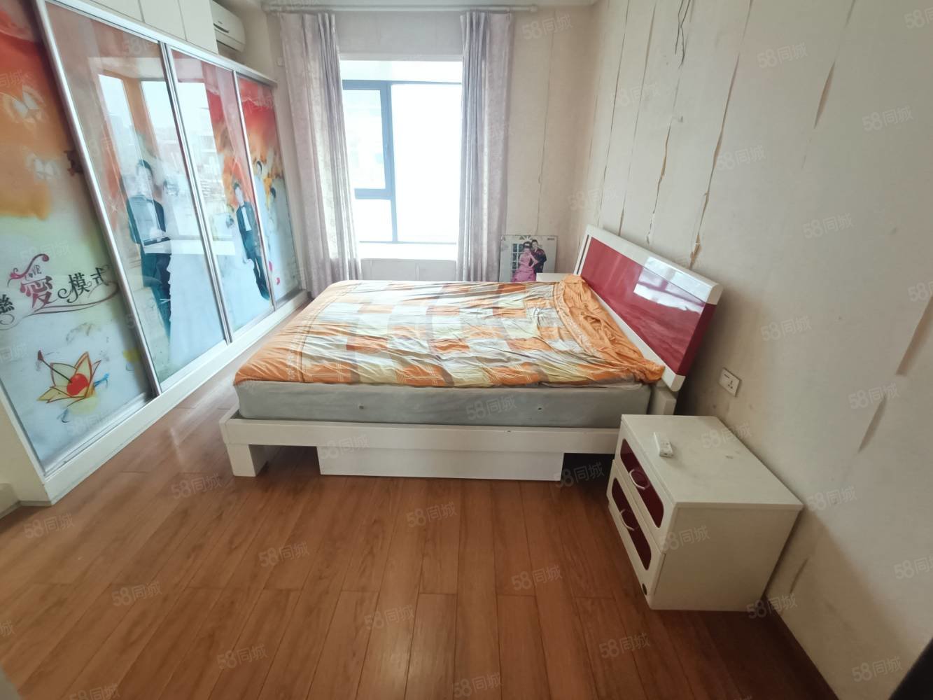 大都会广场3室2厅2卫124㎡南北77.8万