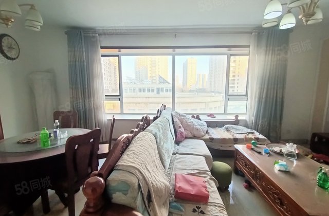 市民文化中心 精装可拎包入住 医疗配套成熟 有电梯 楼龄新