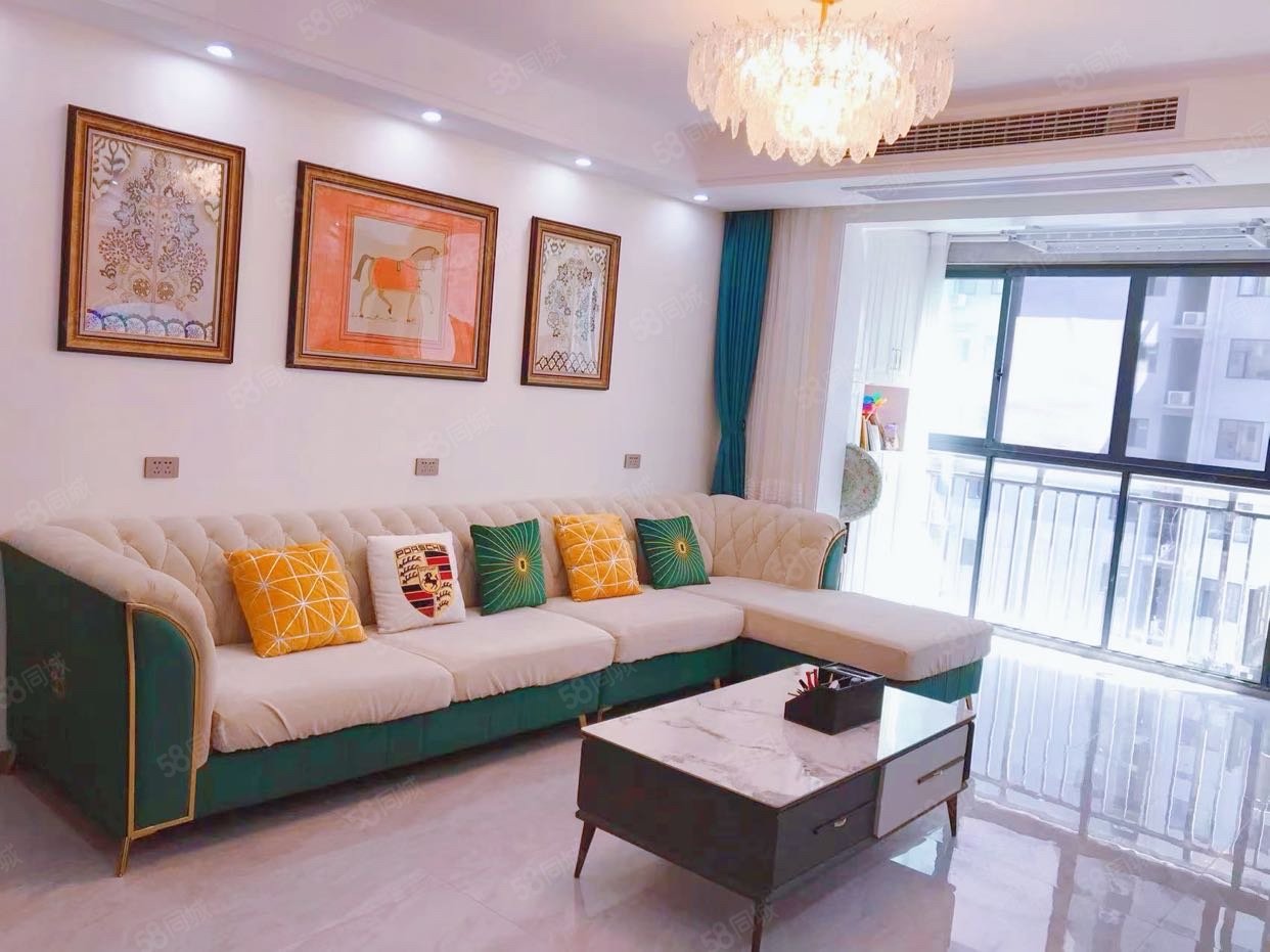 汇霖智慧城3室2厅2卫130.64㎡西南95万