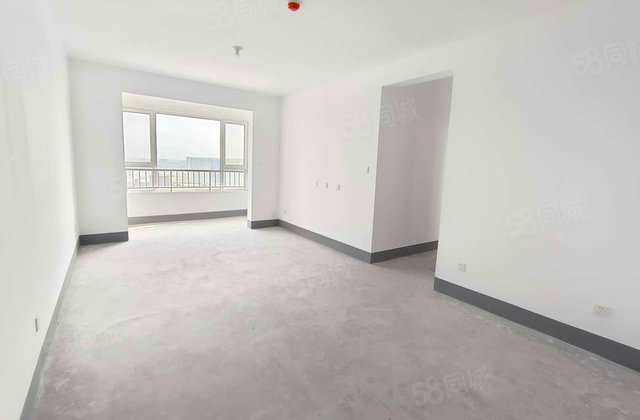 紧邻  实验 次新房 有电梯 刚需小三居 高楼层视野好