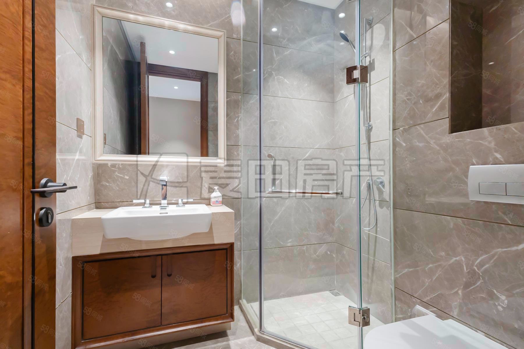 泰禾西府大院3室2廳3衛(wèi)167㎡南北1950萬