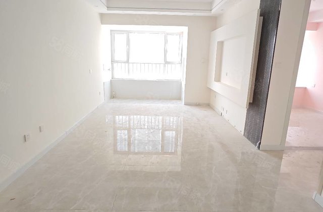 房 光岳路，公寓式住宅单价4千多云创中心，地暖未住，澜庭嘉苑