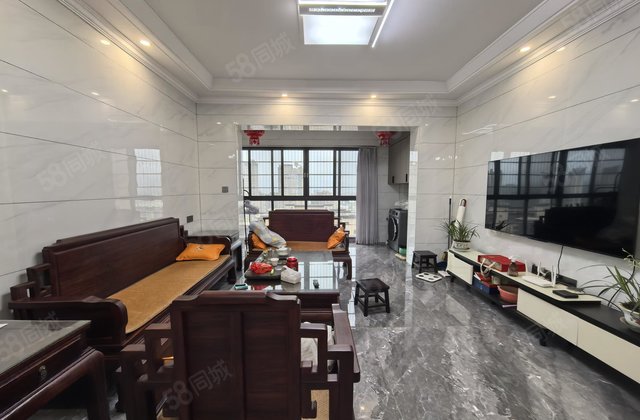 皇庭美域3室2厅115㎡90万二手房图片