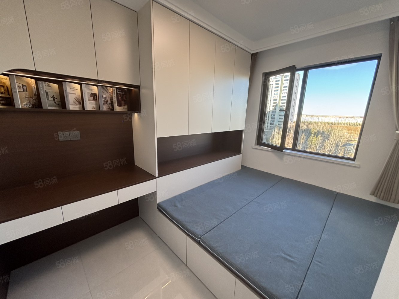 绿地斐勒公馆3室2厅2卫147㎡南北108万