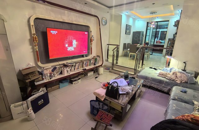 星光水晶城，房东诚心卖的一套房，120平，90万