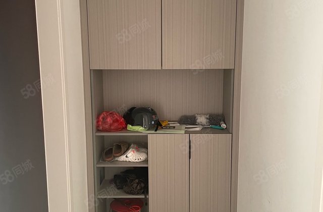 腾冲映象3室1厅97.38㎡87万二手房图片