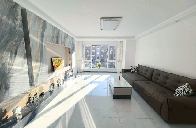 六合一方3室2厅115.39㎡83万二手房图片